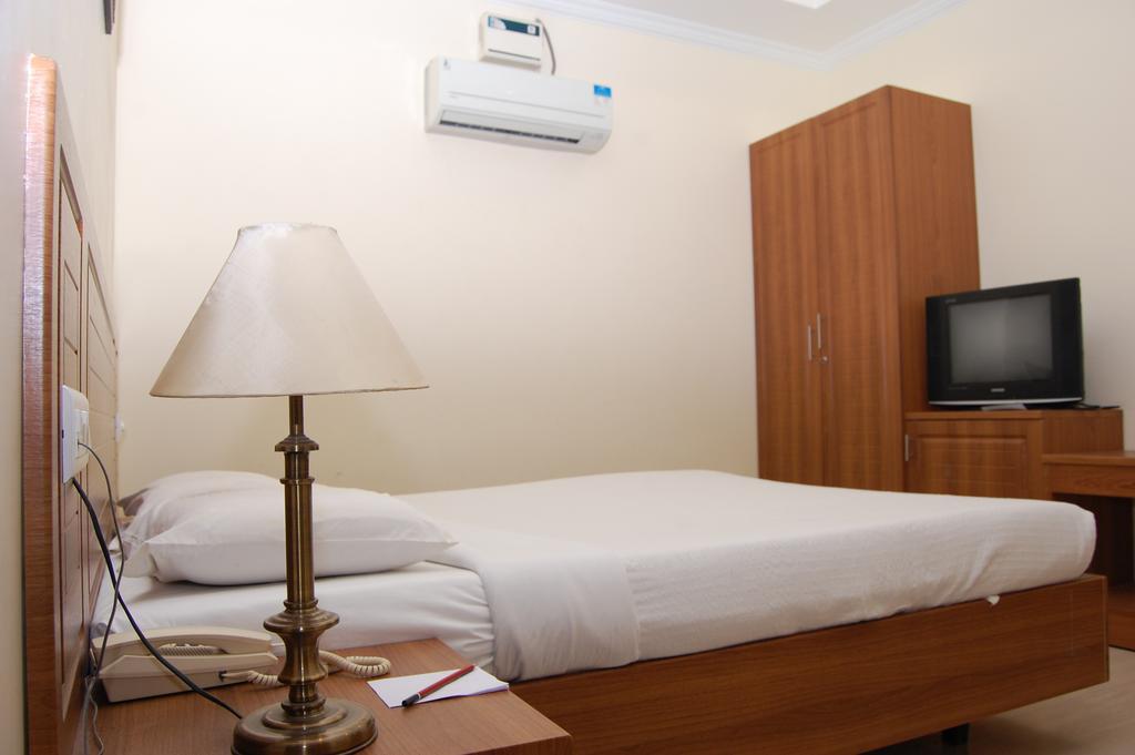 Hotel Sona'S Tiruchirappalli Cameră foto